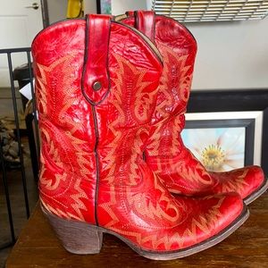 Corral red cowgirl boots size 9